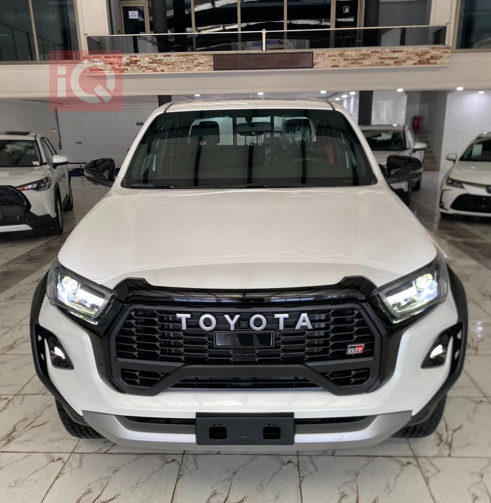 تويوتا هايلوكس